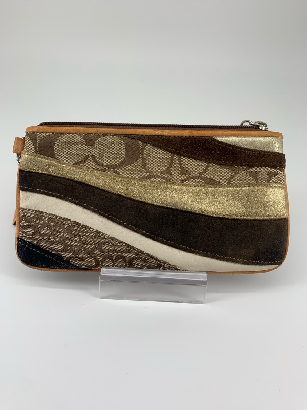 Coach Wave Patchwork Wristlet – Suede, Metallic Leather & Signature Jacquard - Picture 3 of 9
